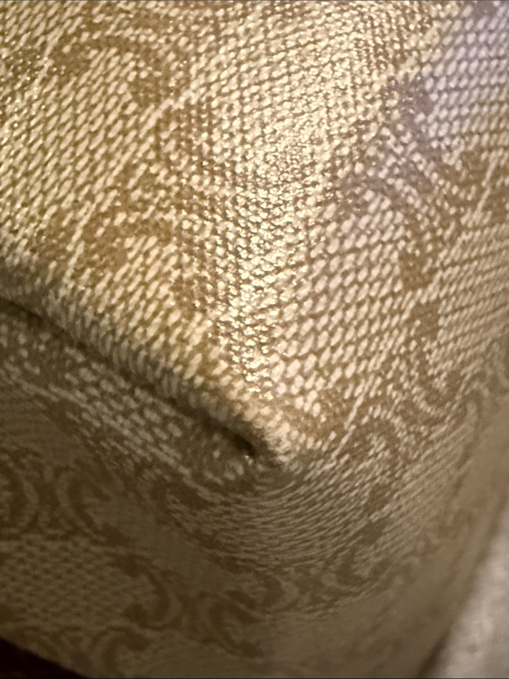 Celine small makeup bag w/ top zipper closure. - Picture 9 of 11